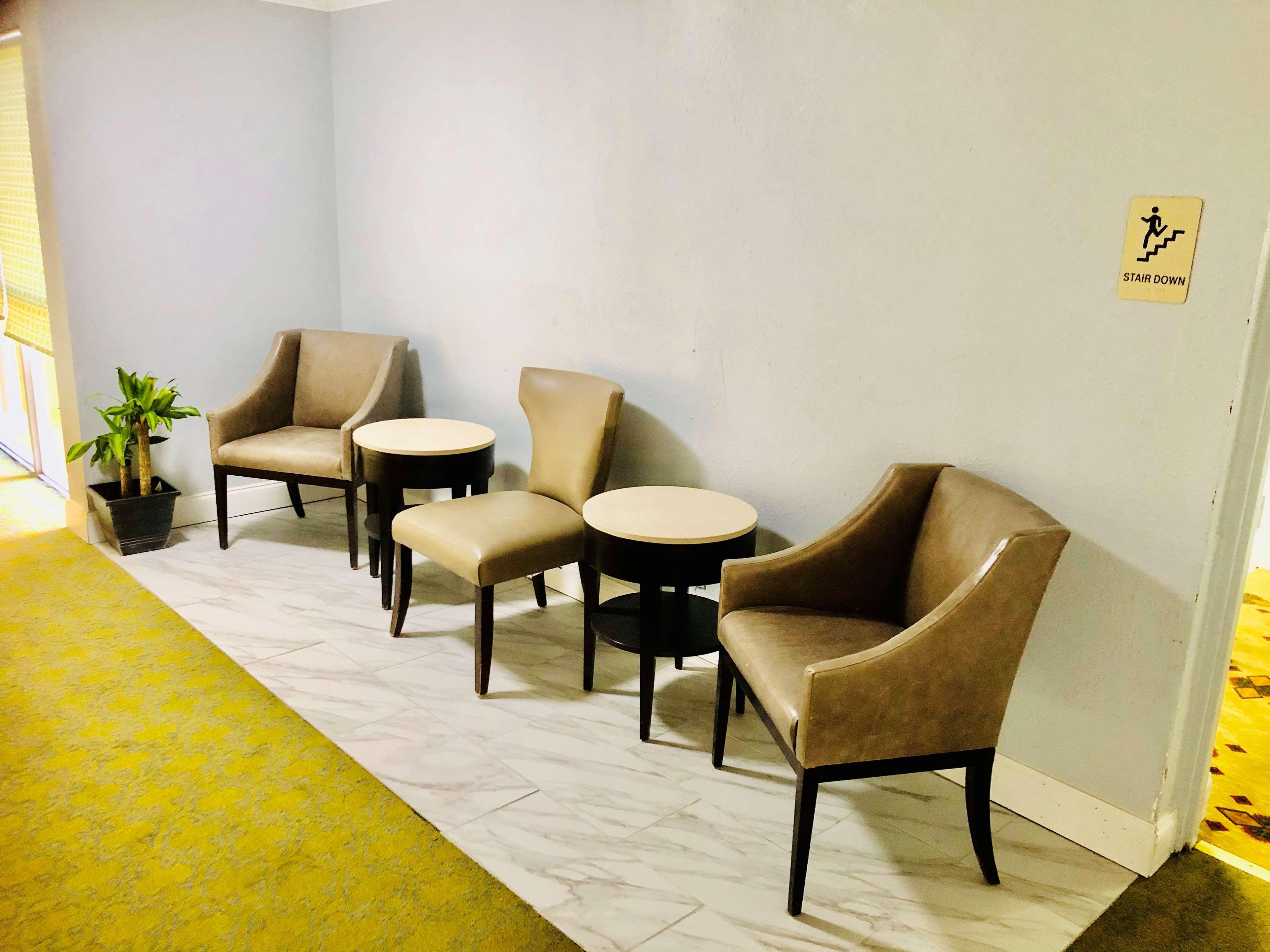 Montgomery Inn & Suites Eksteriør billede
